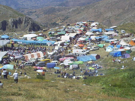 TEKELİ Dağı On Binlere Büründü(29.07.2007)
